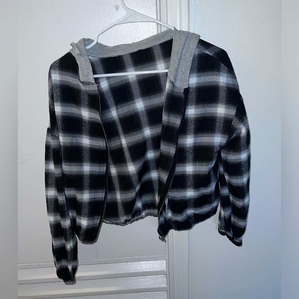 Jacket black and white